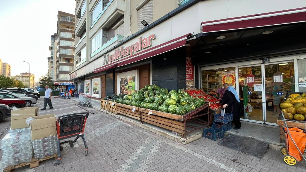Konya’nın zincir marketinde bayram erken başladı 6